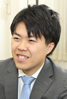 出崎　涼
